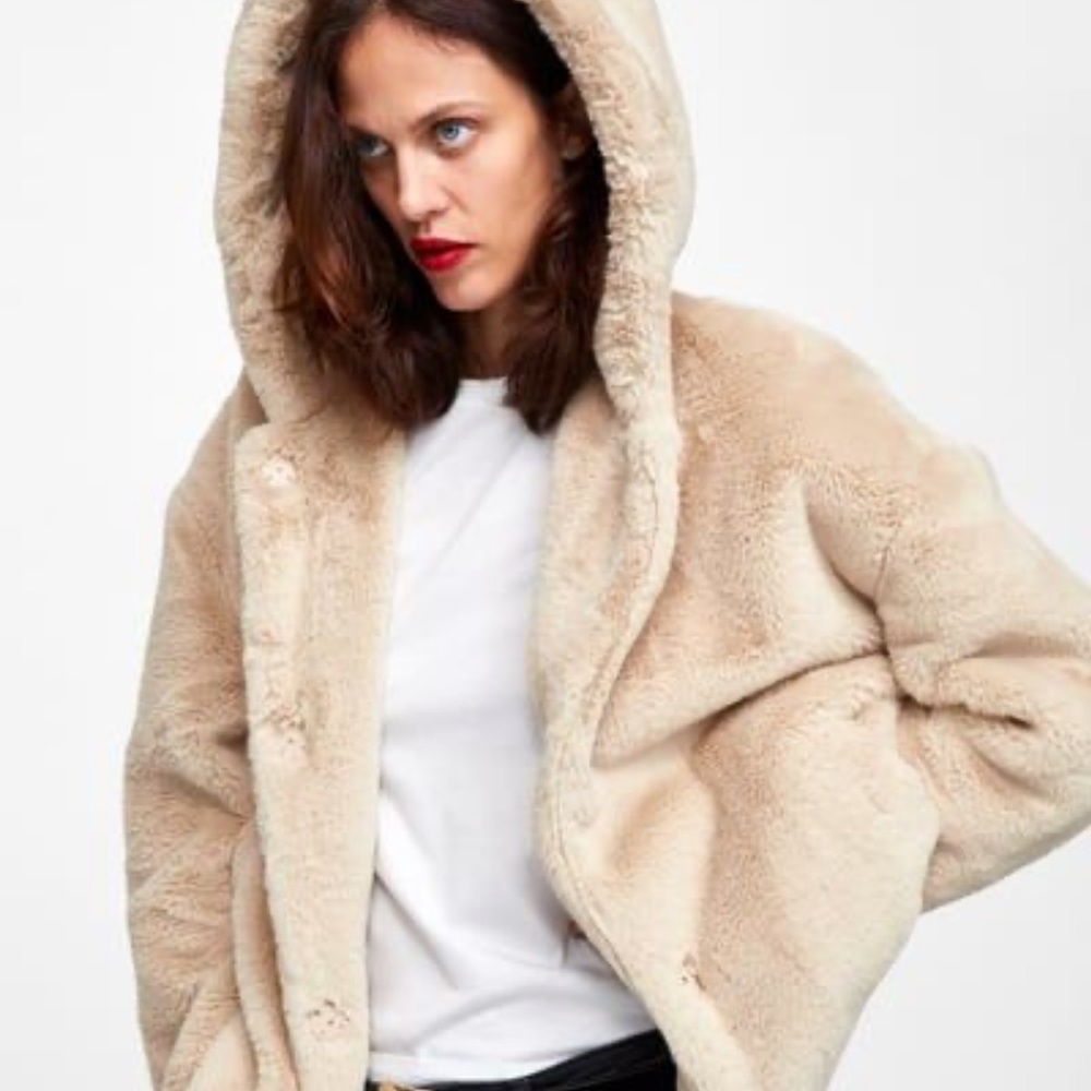 ZARA faux fur teddy hooded boxy jacket medium